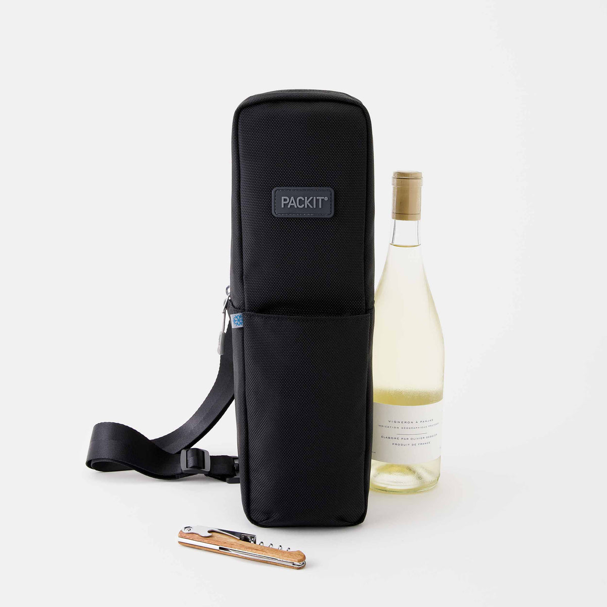freezable-wine-carrier-f0 freezable-wine-carrier-black-ecofreeze-plus-front-with-wine.jpg
